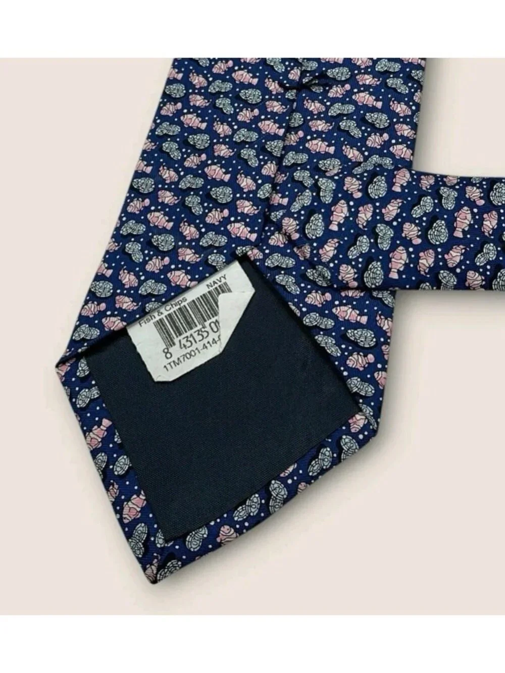 VINEYARD VINES Silk Tie USA XL Blue Pink Fish Coin W:3.7
